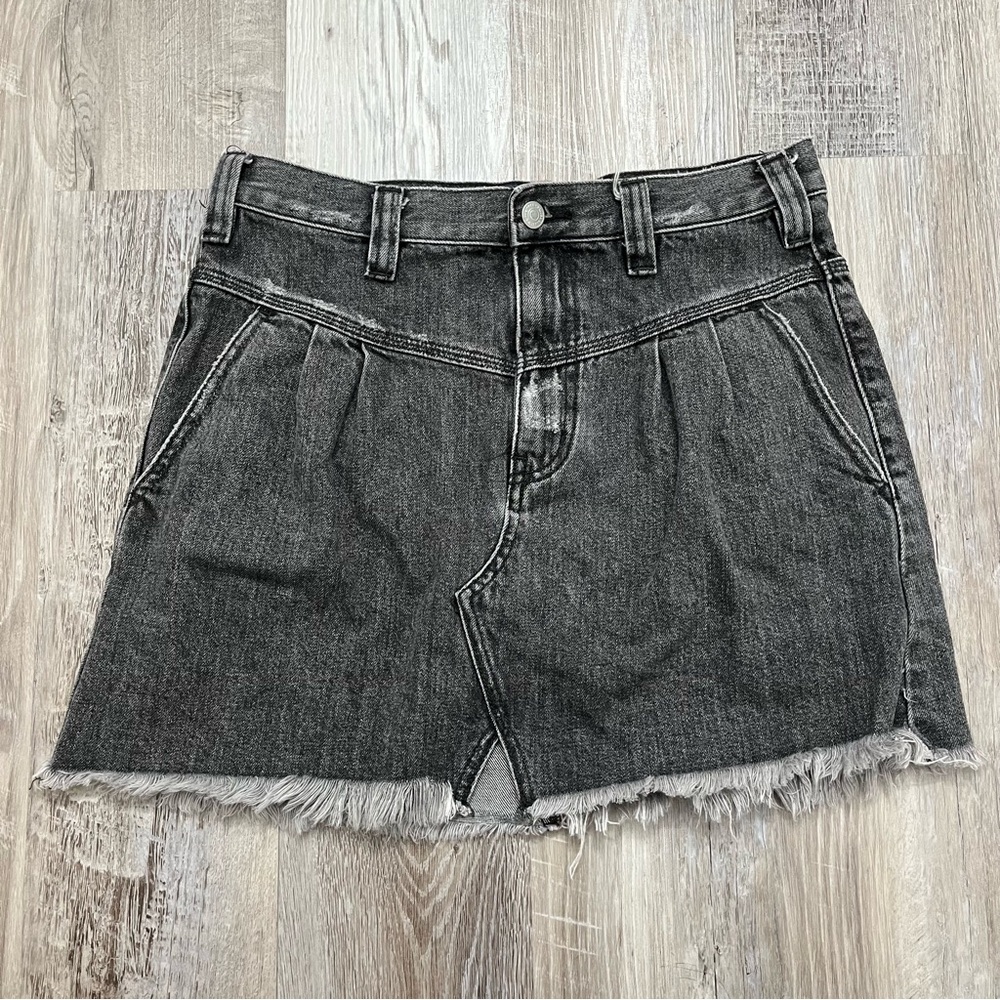 We The Free People Distressed Denim Skirt Size 28